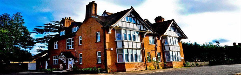 Gatwick 3* Horley